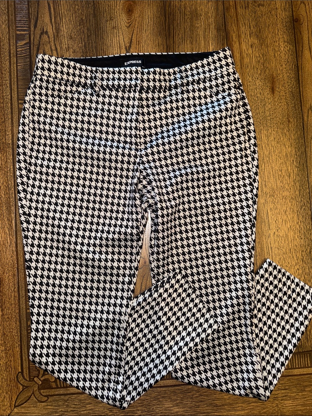 Express Black & White Houndstooth Skinny Pants